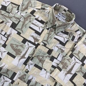 Columbia Shirt Mens Medium Green AOP Fish Print Button Down Short Sleeve Fishing